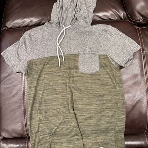 Gray and Green Short Sleeve Hoodie Tee